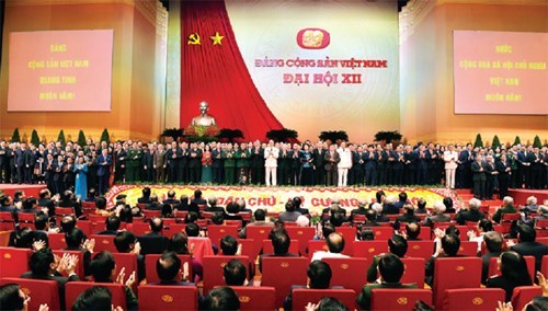 Công tác cán bộ nhiệm kỳ Đại hội XII của Đảng - nhìn từ thành công và những hạn chế
